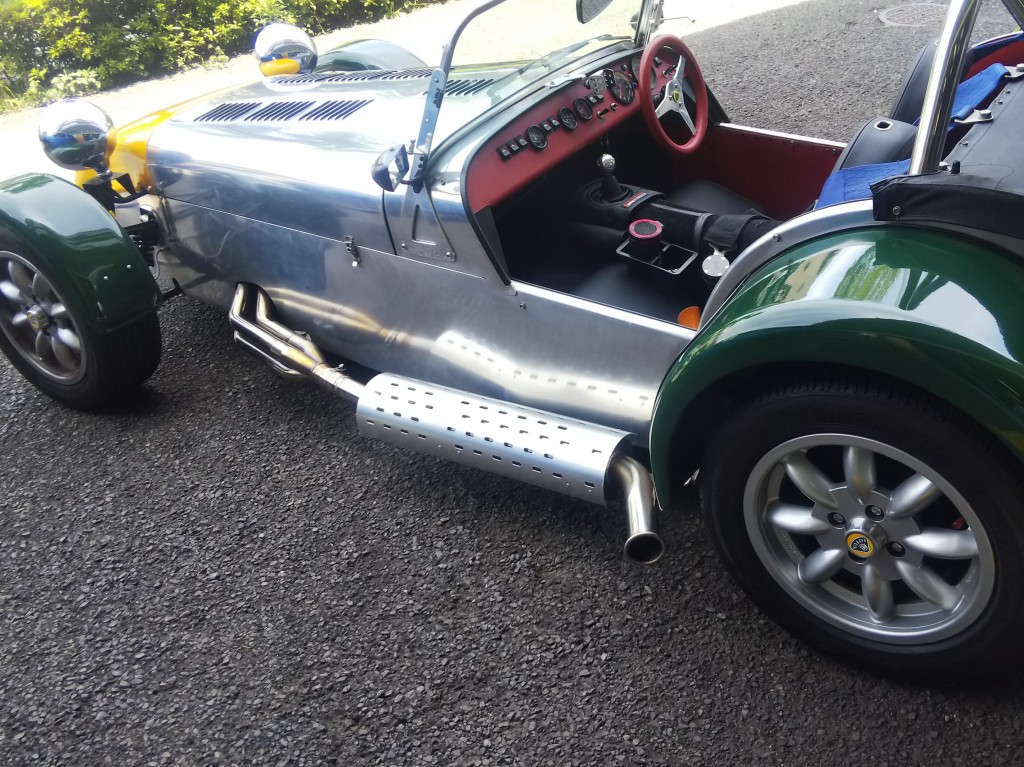 スーパーセヴン　4AG 車検用触媒 CATERHAM SEVEN用 触媒付マフラー！ | LEAF GARAGE リーフガレージ